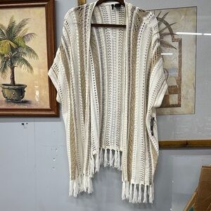 New Directions Cream and Tan Open-Front Cardigan